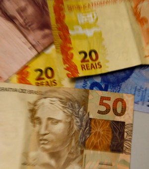 Com inflação em alta, salário mínimo pode ir a R$ 1.093 em 2021, diz Dieese