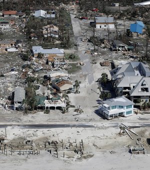 Mais mortes são esperadas com furacão Michael conforme cidades da Flórida seguem incomunicáveis