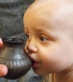 Há 3.000 anos, bebês já tomavam leite em mamadeiras de cerâmica