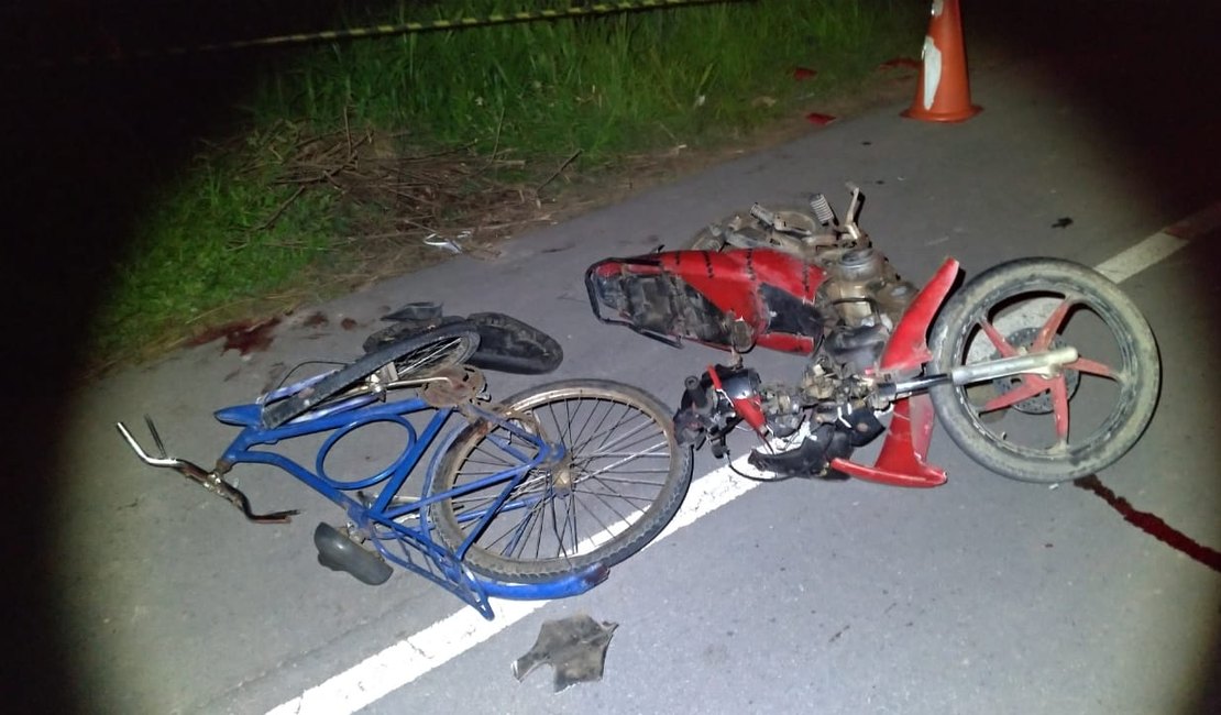 Ciclista morre após colisão com moto e ser atropelado na AL 101 Norte