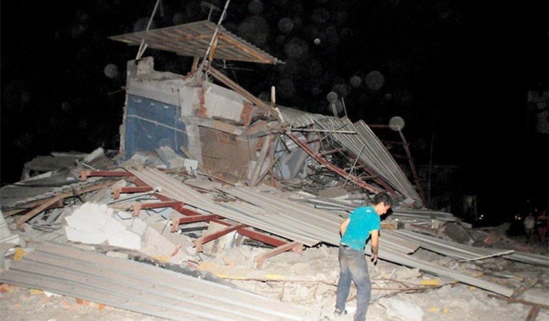 Equador declara estado de exceção após terremoto matar ao menos 77
