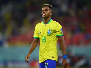 Rodrygo é testado em nova função na Seleção Brasileira