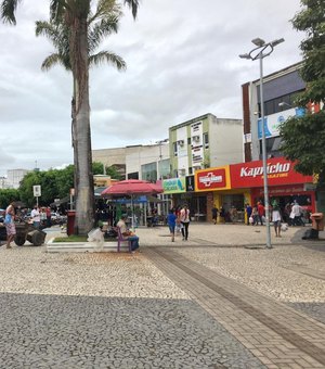 [Vídeo]  Após prejuízos, comerciantes de Arapiraca esperam aquecimento das vendas até o final do ano