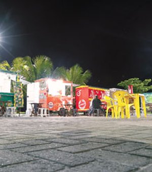 Food Park Pajuçara: Realocação de trailers do Alagoinhas é finalizada