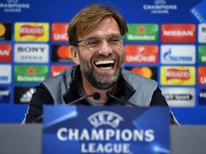 Liverpool não contratará jogadores não vacinados, diz técnico Klopp