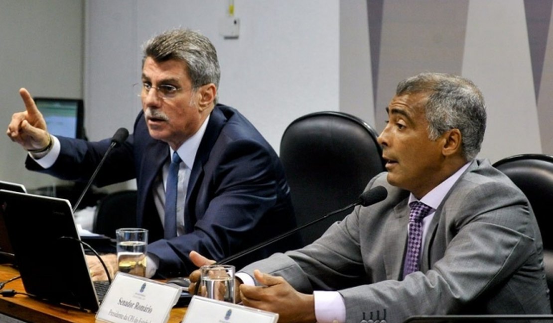 Romário envia documentos sobre Gustavo Feijó ao MP eleitoral de Alagoas