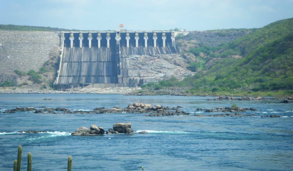 Construção de barragens resolve problemas do Rio São Francisco, diz Codevasf