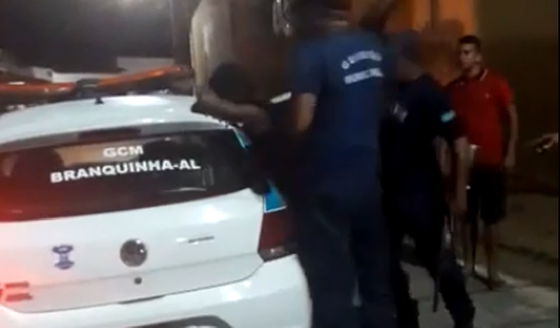 Guardas Municipais agredim jovem durante abordagem em Branquinha
