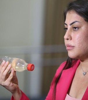 'Não há nada mais simbólico do que essa garrafa d’água', declara Gabi Gonçalves em audiência