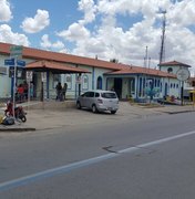 Homem armado invade clínica e anuncia assalto em Arapiraca
