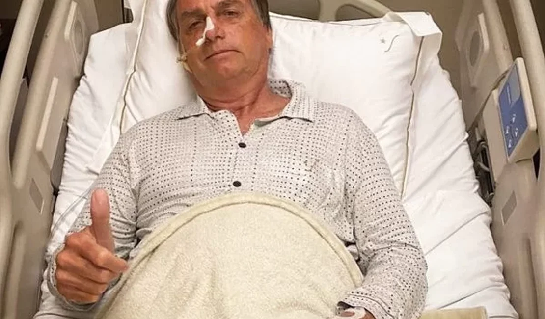 Bolsonaro é internado com dores abdominais em hospital nos EUA