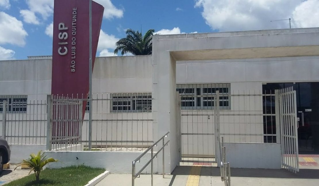 Veículo roubado é abandonado em São Luís do Quitunde