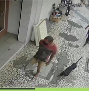 [Vídeo] Câmeras de segurança flagram tentativa de furto loja no Centro de Arapiraca