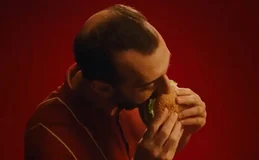 Burger King dará sanduíche grátis para calvos com ‘drive-thru’ na cabeça