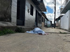 Gari é morto a tiros em via pública no bairro do Clima Bom