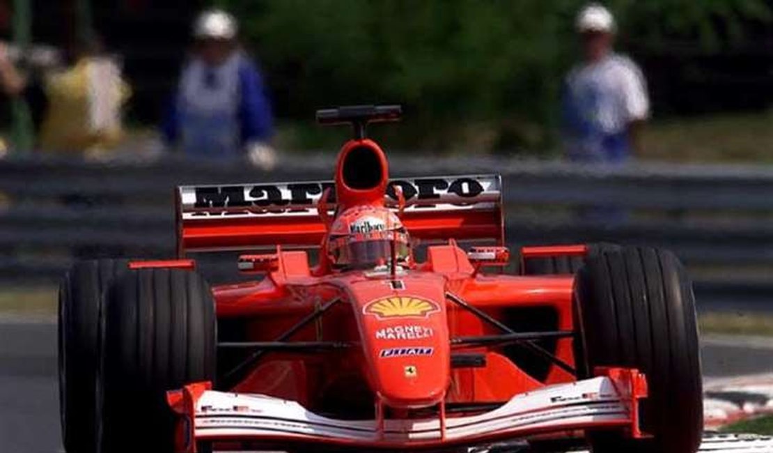 Carro do tetra de Schumacher é vendido por mais de R$ 24 milhões