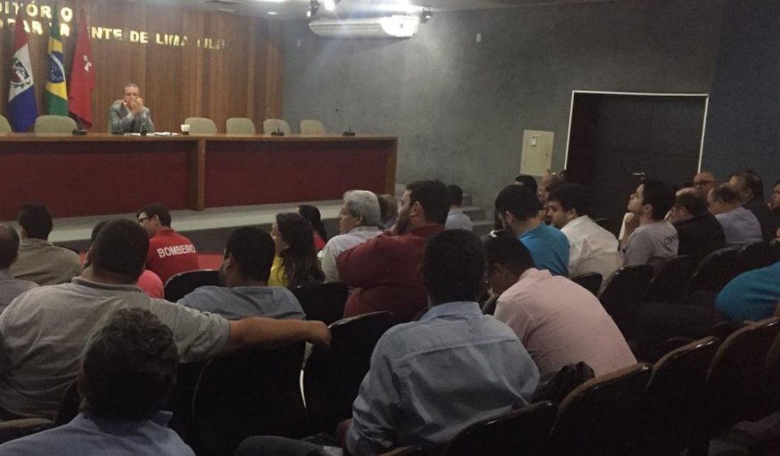 Ministério Público se reúne com organizadores de festas juninas