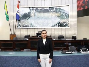 Ângela Garrote toma posse na ALE como deputada estadual