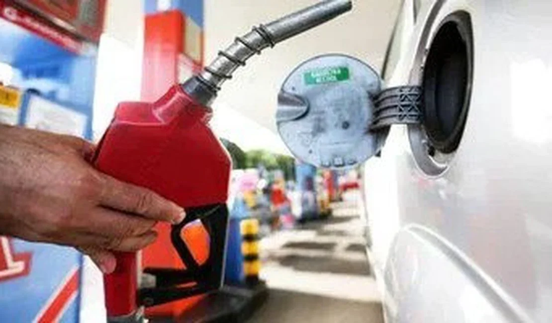 Gasolina comum e aditivada apresentam aumento, em Arapiraca