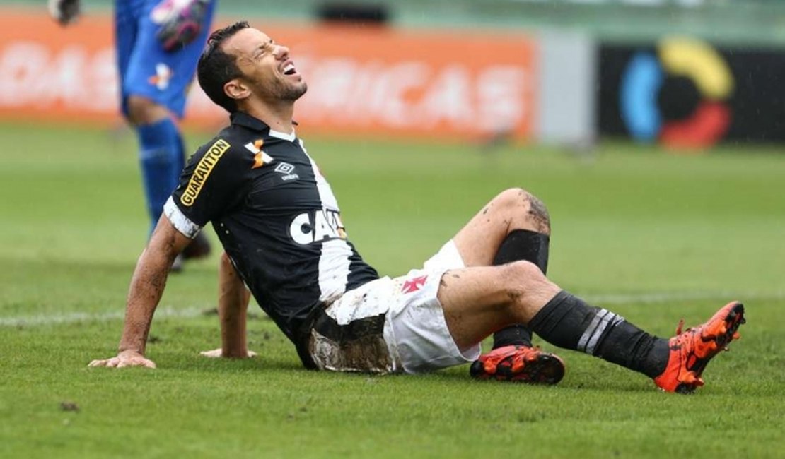 Vasco é rebaixado e Corinthians consegue novo recorde