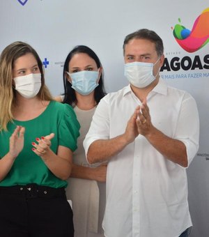 Cibele Moura participa de cerimônia que inicia vacinação contra Covid em Alagoas: “Vitória da vida”
