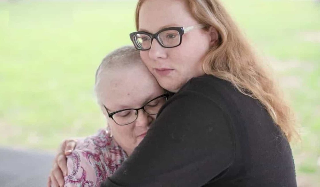 Mãe e filha descobrem câncer de mama ao mesmo tempo