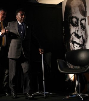 Com problemas de saúde, Pelé diz que está fora da Abertura das Olímpiadas