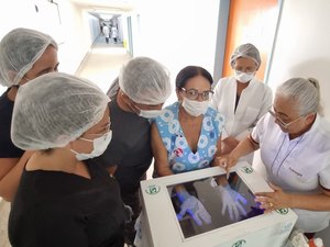 Hospital de Emergência do Agreste realiza treinamento sobre higienização correta das mãos