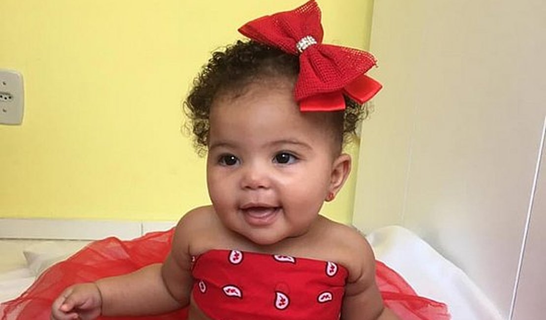 Bebê de 11 meses morre após cair de prédio