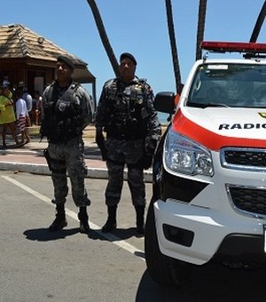 Radiopatrulha apreende arma de fogo e drogas durante operações em Maceió