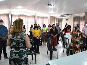 Maragogi sedia capacitação de novos gestores da Assistência Social