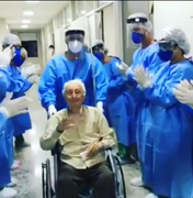 Monsenhor Rubião Lins recebe alta médica após se recuperar da Covid-19