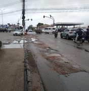 [Vídeo] Jogo de empurra entre prefeitura e Casal sobre recomposição do asfalto na Avenida Pio XII já dura mais de dois anos