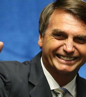 Para não se indispor com eleitorado, Bolsonaro esconde propostas