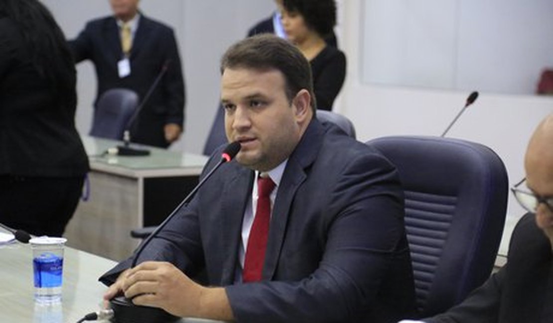 Zé Márcio assume liderança do MDB na Câmara de Maceió com autonomia para 'cobrar' fidelidade de emedebistas