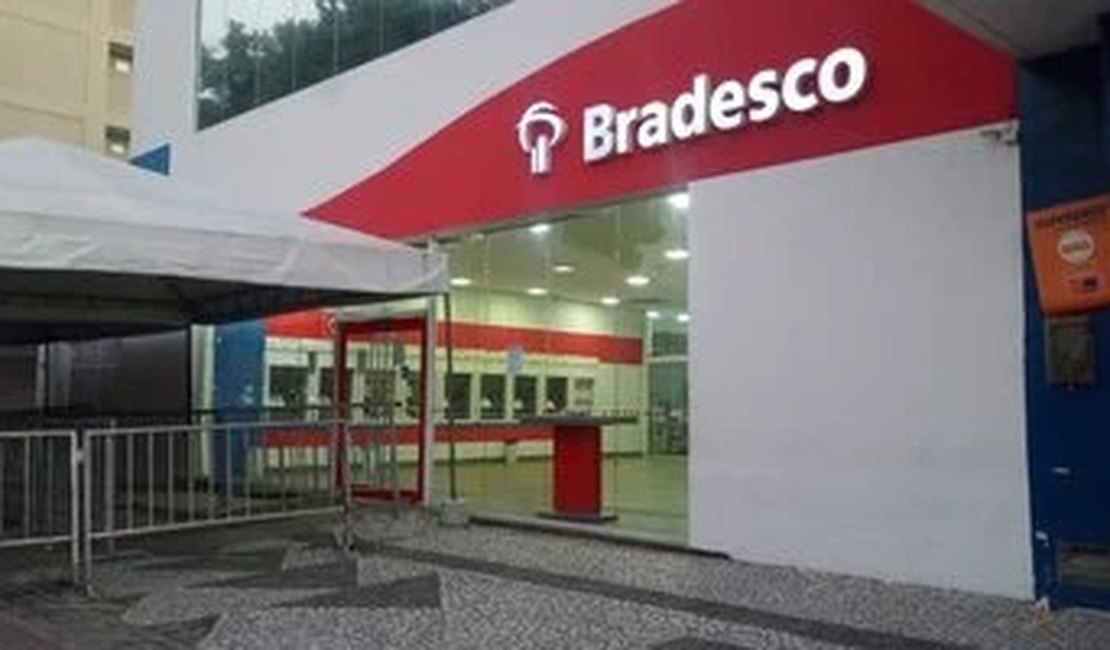 Após trabalho preventivo, agência do Bradesco voltou a atender seus clientes, em Arapiraca