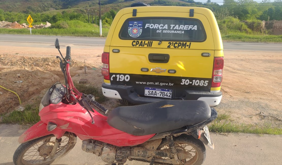Moto é apreendida pela Polícia em Joaquim Gomes