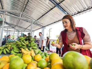 Semed promove feira agrícola para servidores e comunidade