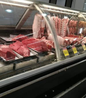 Consumo de carne e pão sofre queda com alta dos preços; bife pode chegar a R$ 45,99 em Maceió