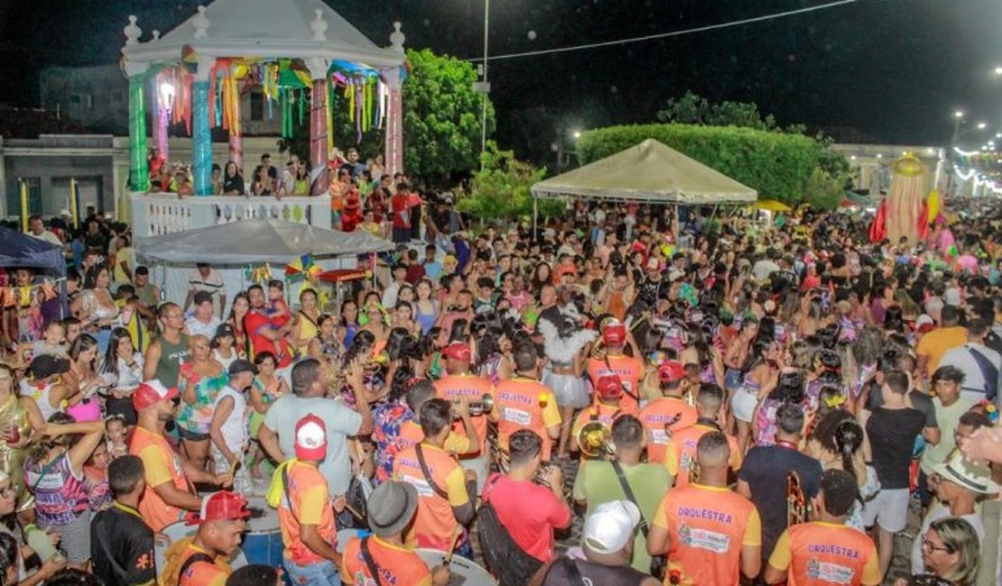Realização das prévias e do carnaval injeta mais de 1 milhão de reais em Penedo
