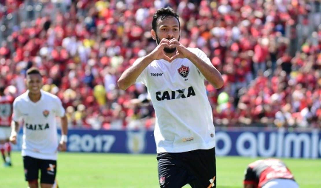 Timão lidera, Vitória e Bahia vencem, Flamengo sob pressão e São Paulo na degola
