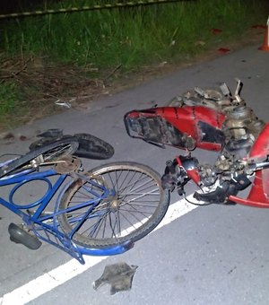 Ciclista morre após colisão com moto e ser atropelado na AL 101 Norte