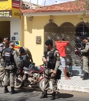 Polícia Militar volta a reforçar segurança com blitze em vários pontos de Arapiraca