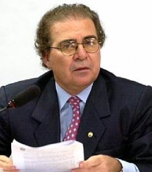 Olavo Calheiros não é mais candidato a presidente da Assembleia Legislativa 