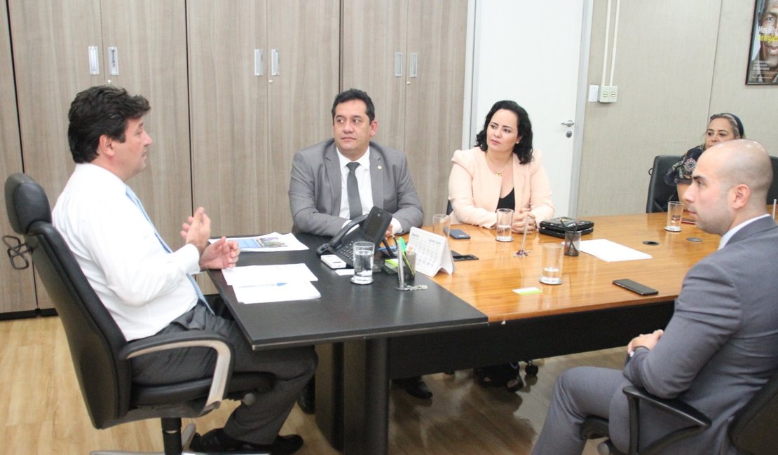 Ministro da saúde recebe Severino Pessoa e viabiliza implantação de Hospital Universitário