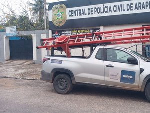 Veículo roubado é encontrando em plantação de macaxeira