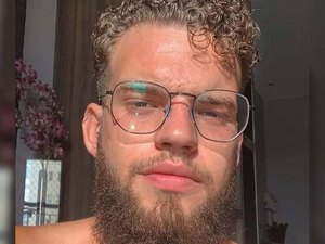 PC prende estudante picado por naja por suspeita de crime Ambiental