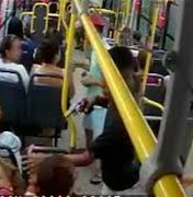 Dois suspeitos assaltam ônibus em Maceió mas acabam presos 
