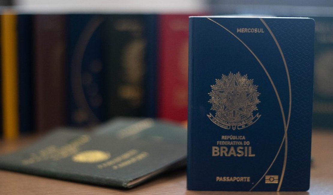 Polícia Federal e Casa da Moeda dão início à emissão do novo passaporte brasileiro