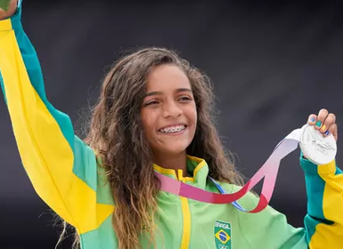 Xodó do Brasil! Rayssa leal provoca recorde de audiência na madrugada olímpica da Globo